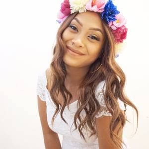 Meet your Posher, Skyzure rae